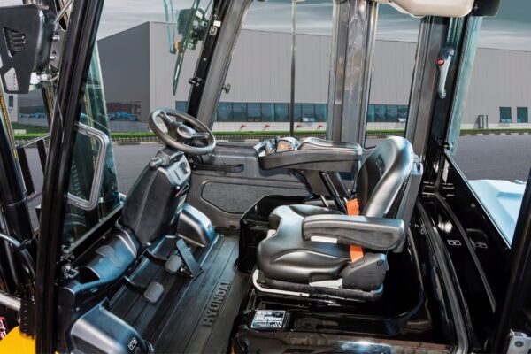 Hyundai - 3500 - 5000 kg - seria 9V - obrazek 22
