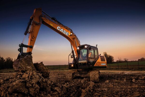 Koparka gąsienicowa Case CX160D - obrazek 4