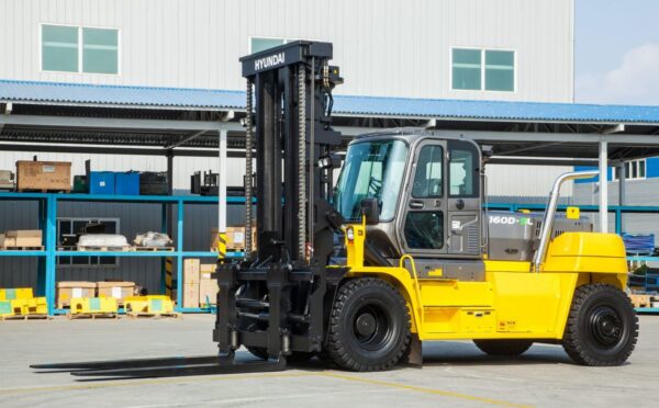 Hyundai - 12000 - 16000 kg - Seria 9V - obrazek 7
