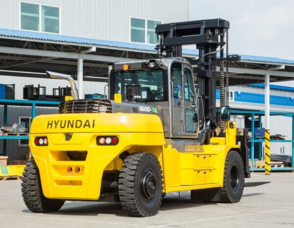 Hyundai - 12000 - 16000 kg - Seria 9V - obrazek 9