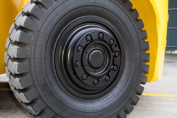 Hyundai - 12000 - 16000 kg - Seria 9V - obrazek 13