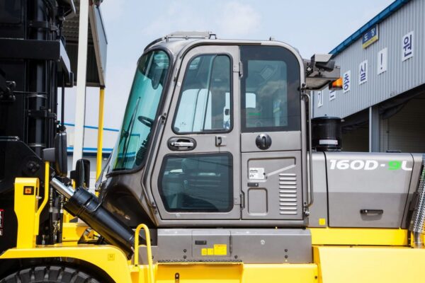 Hyundai - 12000 - 16000 kg - Seria 9V - obrazek 17