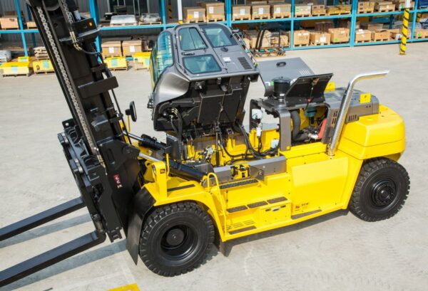 Hyundai - 12000 - 16000 kg - Seria 9V - obrazek 18