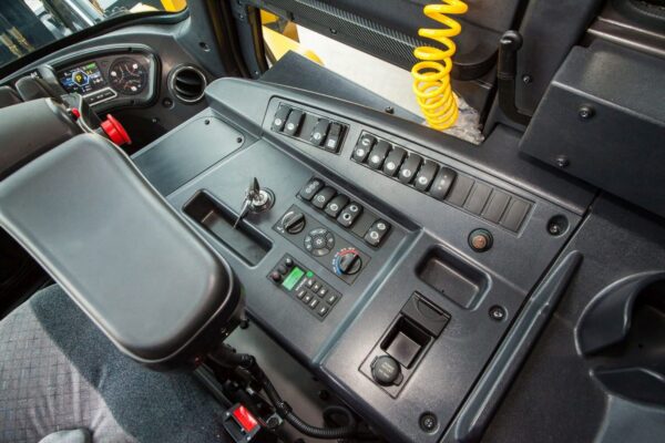 Hyundai - 12000 - 16000 kg - Seria 9V - obrazek 23