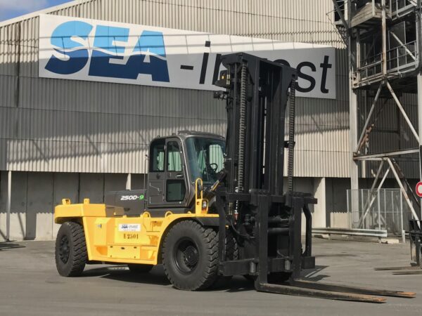 Hyundai - 25000 - 30000 kg - Seria 9V - obrazek 9