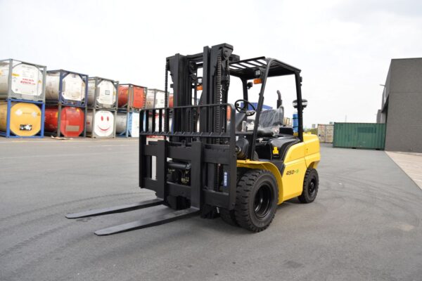 Hyundai - 3500 - 5000 kg - seria 9V - obrazek 9