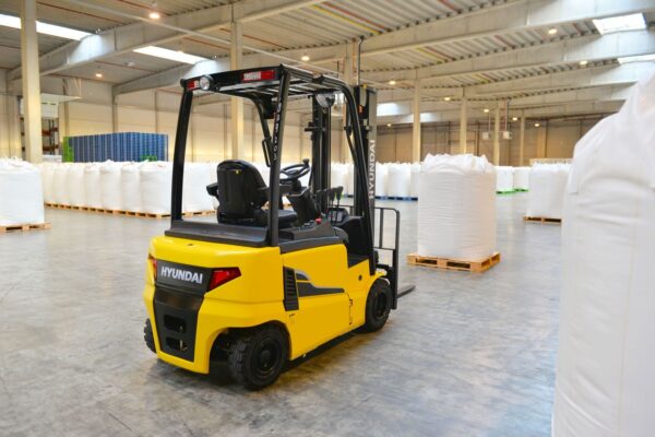 Hyundai - 1600 - 2000 kg (48V) - obrazek 7