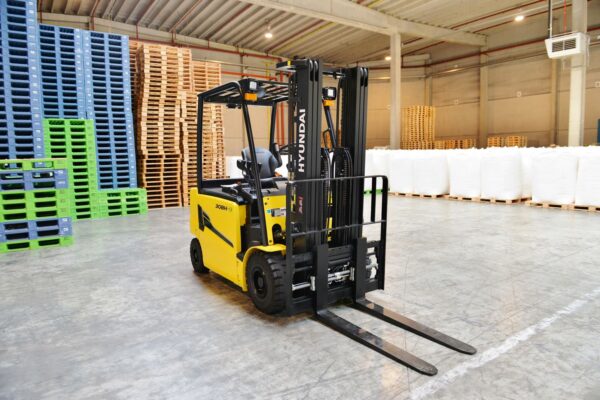 Hyundai - 2200 - 3500 kg (80V) - obrazek 10
