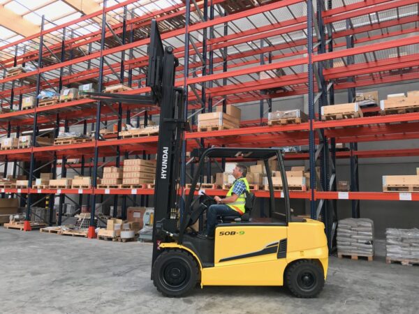 Hyundai - 4000 - 5000 kg (80V) - obrazek 7