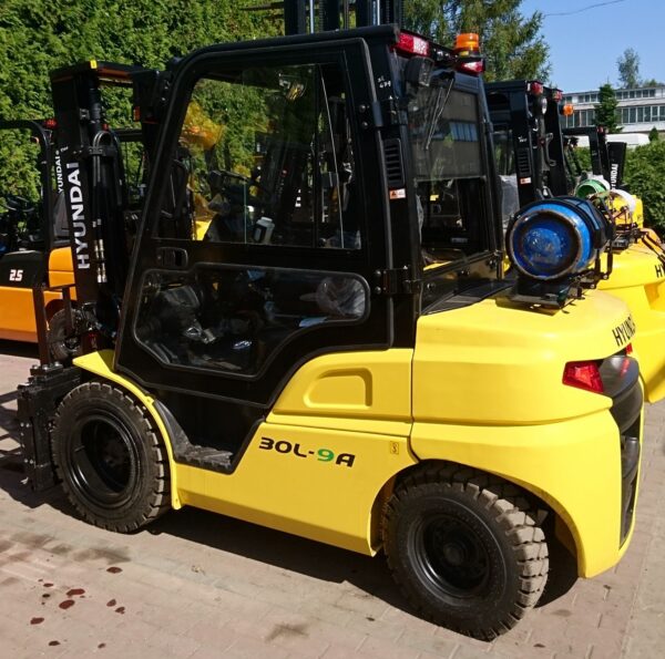 Hyundai - 2500 - 3500 kg - Seria 9 - obrazek 9