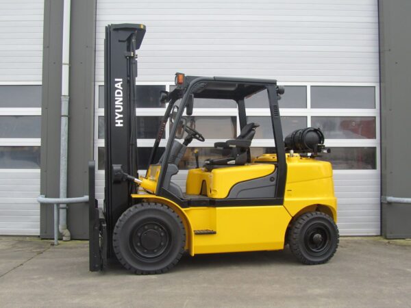 Hyundai - 3700 - 5000 kg - Seria 9 - obrazek 8