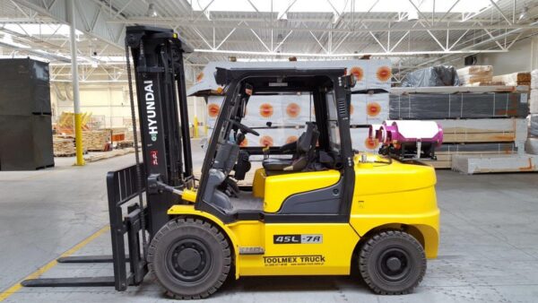 Hyundai - 3700 - 5000 kg - Seria 9 - obrazek 10