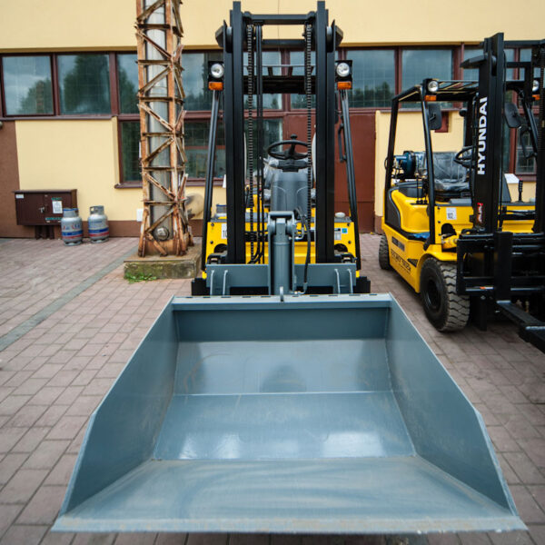 Szufla hydrauliczna do wózka widłowego zawieszana na płytę - obrazek 2